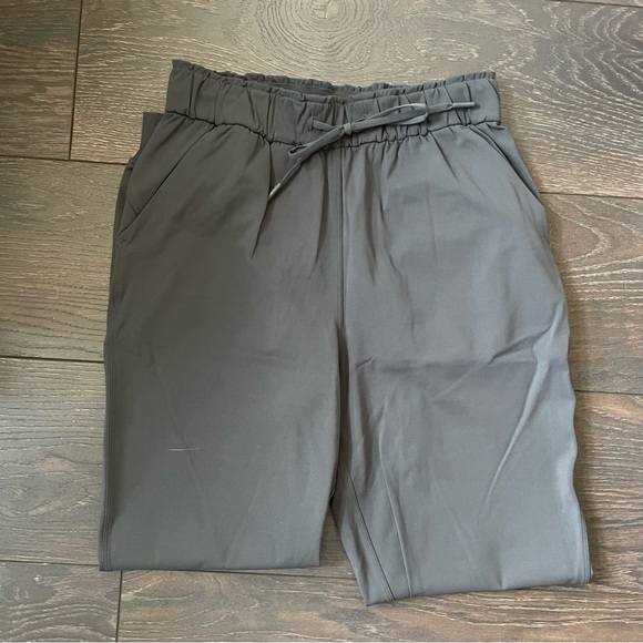 Stretch High Rise Jogger in Graphite Gray - Picture 2 of 10